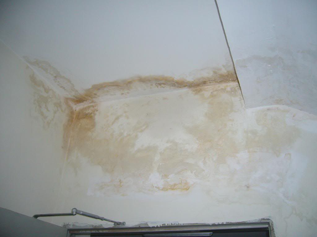 Một số nguyên nhân gây thấm dột trần nhà