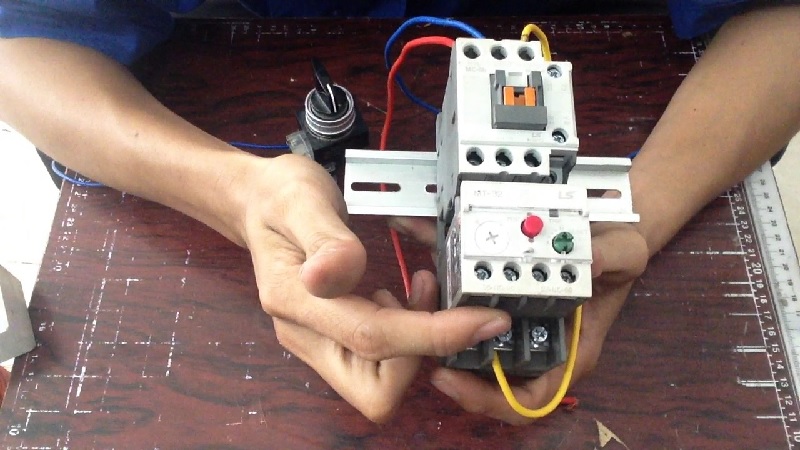 Nguyên lý hoạt động cơ bản của Rơ Le Nhiệt